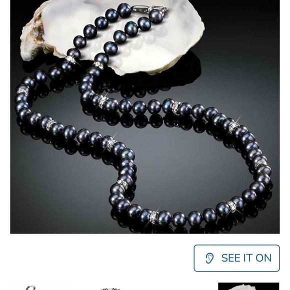 Polynesian Black Pearls with stud earrings - Picture 2 of 9